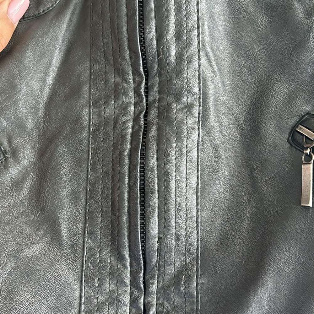Studio M Classic Green Leather Jacket - Picture 6 of 12